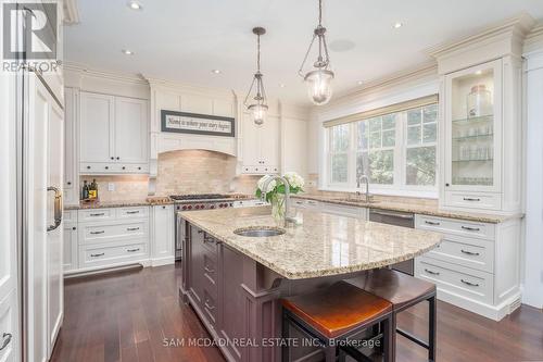 80 Cox Drive, Oakville, ON - Indoor Photo Showing Kitchen With Upgraded Kitchen