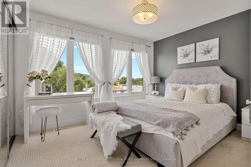 210 - 5 Richgrove Drive, Toronto (Willowridge-Martingrove-Richview), ON - Indoor Photo Showing Bedroom