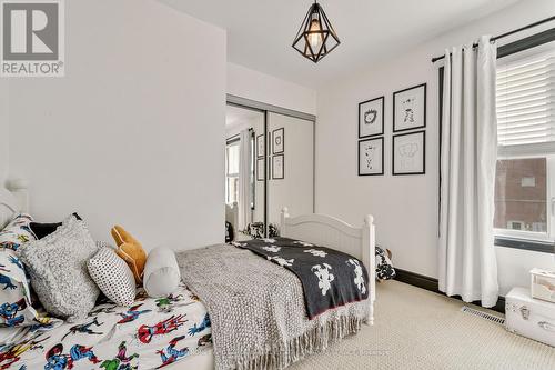 210 - 5 Richgrove Drive, Toronto (Willowridge-Martingrove-Richview), ON - Indoor Photo Showing Bedroom