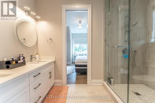 1345 Sheldon Avenue, Oakville (Bronte East), ON - Indoor Photo Showing Bathroom