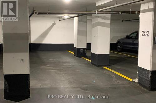 1610 - 388 Prince Of Wales Drive, Mississauga (City Centre), ON - Indoor Photo Showing Garage