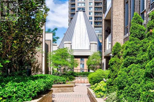 1610 - 388 Prince Of Wales Drive, Mississauga (City Centre), ON - Outdoor