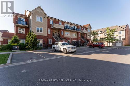 284 - 250 Sunny Meadow Boulevard, Brampton (Sandringham-Wellington), ON - Outdoor With Balcony With Facade