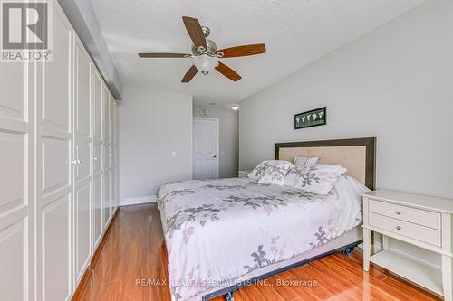 2202 - 35 Kingsbridge Garden Circle, Mississauga, ON - Indoor Photo Showing Bedroom