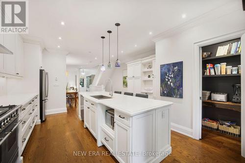 227 Oakmount Road, Toronto, ON - Indoor Photo Showing Kitchen With Upgraded Kitchen