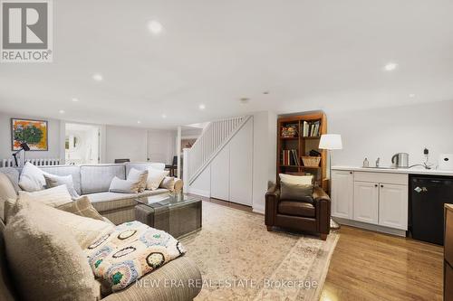 227 Oakmount Road, Toronto, ON - Indoor Photo Showing Living Room