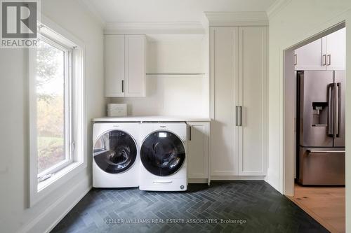 11325 Taylor Court, Milton (Brookville), ON - Indoor Photo Showing Laundry Room