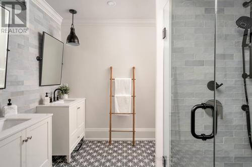 11325 Taylor Court, Milton (Brookville), ON - Indoor Photo Showing Bathroom