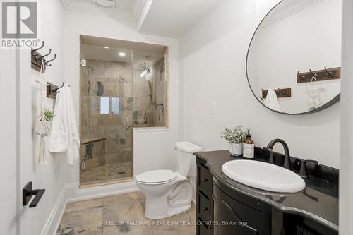 11325 Taylor Court, Milton (Brookville), ON - Indoor Photo Showing Bathroom