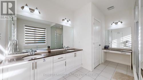 34 James Walker Avenue, Caledon, ON - Indoor Photo Showing Bathroom