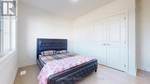 34 James Walker Avenue, Caledon, ON - Indoor Photo Showing Bedroom