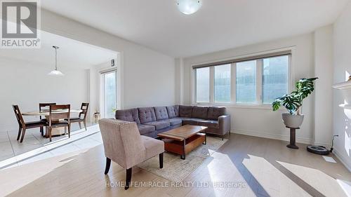 34 James Walker Avenue, Caledon, ON - Indoor Photo Showing Living Room