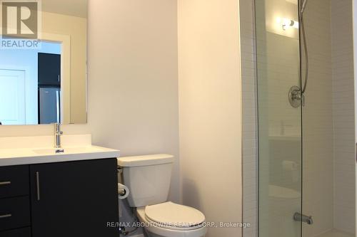 1602 - 3220 William Coltson Avenue, Oakville, ON - Indoor Photo Showing Bathroom