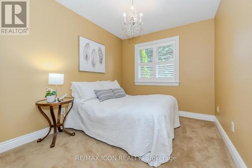 92 Drumlin Drive, Cambridge, ON - Indoor Photo Showing Bedroom