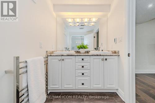 92 Drumlin Drive, Cambridge, ON - Indoor Photo Showing Bathroom