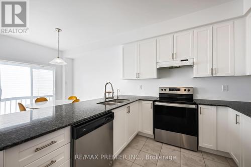 142 Werry Avenue, Southgate, ON - Indoor Photo Showing Kitchen With Double Sink