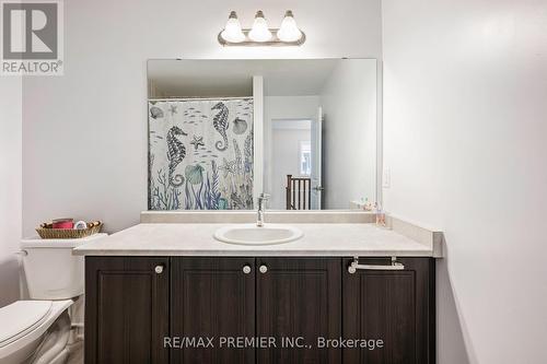 142 Werry Avenue, Southgate, ON - Indoor Photo Showing Bathroom