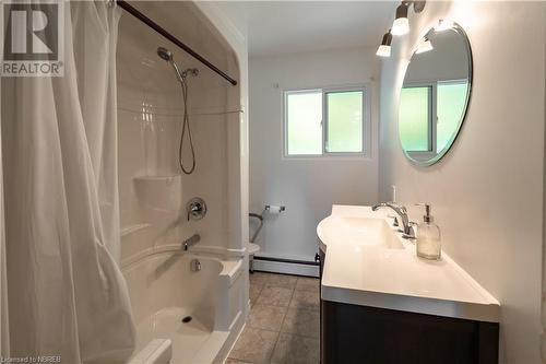 512 Ski Club Road, North Bay, ON - Indoor Photo Showing Bathroom