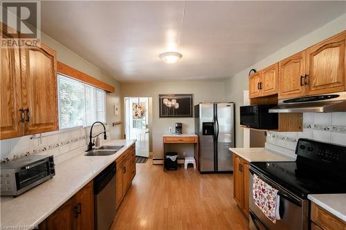 512 Ski Club Road, North Bay, ON - Indoor Photo Showing Kitchen With Double Sink