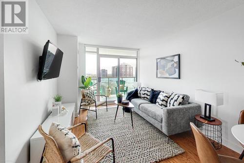 1210 - 16 Harrison Garden Boulevard, Toronto, ON - Indoor Photo Showing Living Room