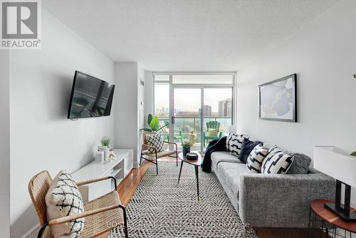 1210 - 16 Harrison Garden Boulevard, Toronto, ON - Indoor Photo Showing Living Room