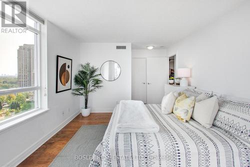 1210 - 16 Harrison Garden Boulevard, Toronto, ON - Indoor Photo Showing Bedroom