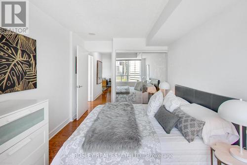 1210 - 16 Harrison Garden Boulevard, Toronto, ON - Indoor Photo Showing Bedroom