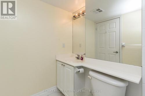 810 - 330 Adelaide Street E, Toronto (Moss Park), ON - Indoor Photo Showing Bathroom