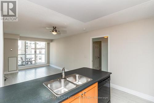 810 - 330 Adelaide Street E, Toronto, ON - Indoor