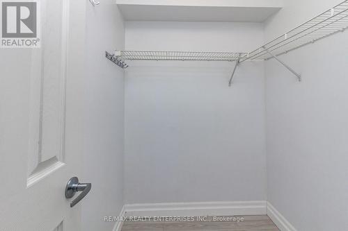 810 - 330 Adelaide Street E, Toronto, ON - Indoor With Storage