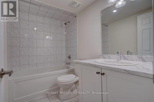 1303 Apollo Street, Oshawa, ON - Indoor Photo Showing Bathroom