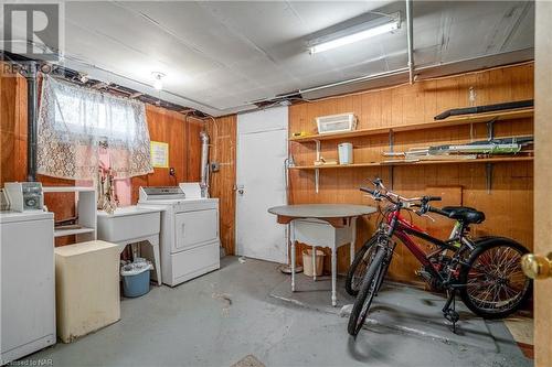 496 Carlton Street, St. Catharines, ON - Indoor Photo Showing Laundry Room