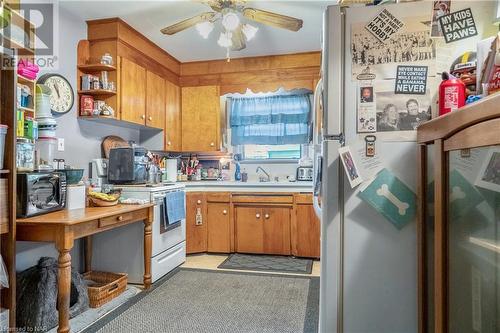 496 Carlton Street, St. Catharines, ON - Indoor Photo Showing Kitchen