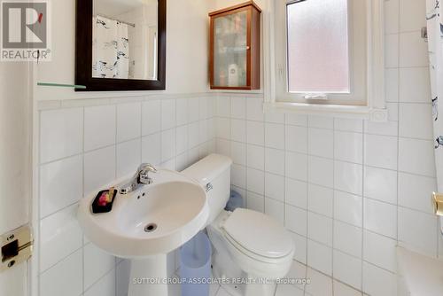 595 Northcliffe Boulevard, Toronto, ON - Indoor Photo Showing Bathroom