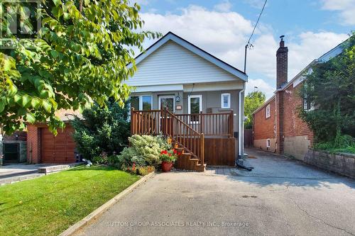 595 Northcliffe Boulevard, Toronto, ON - Outdoor