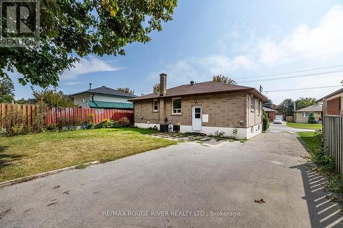 760 Phillip Murray Avenue, Oshawa, ON - Outdoor