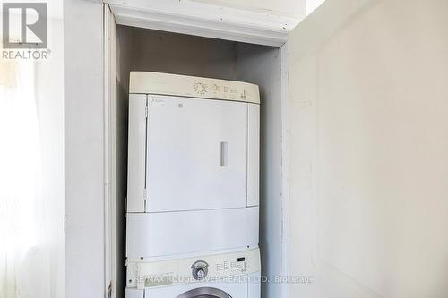 760 Phillip Murray Avenue, Oshawa, ON - Indoor Photo Showing Laundry Room