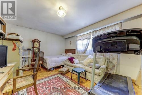 61 Shoredale Drive, Toronto (Woburn), ON - Indoor Photo Showing Bedroom