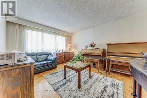 61 Shoredale Drive, Toronto, ON - Indoor Photo Showing Living Room