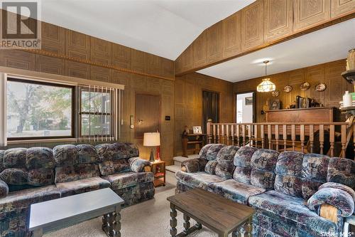 34 O'Neil Crescent, Saskatoon, SK - Indoor Photo Showing Living Room