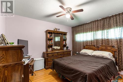 34 O'Neil Crescent, Saskatoon, SK - Indoor Photo Showing Bedroom