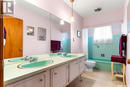 34 O'Neil Crescent, Saskatoon, SK - Indoor Photo Showing Bathroom