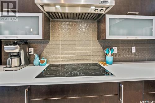 911 Hastings Crescent, Saskatoon, SK - Indoor Photo Showing Kitchen