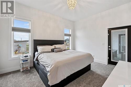 911 Hastings Crescent, Saskatoon, SK - Indoor Photo Showing Bedroom