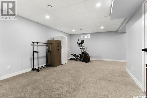 5633 Mckinley Avenue, Regina, SK - Indoor