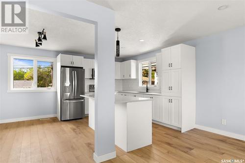 5633 Mckinley Avenue, Regina, SK - Indoor Photo Showing Kitchen