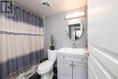 203 - 310 Red Maple Road, Richmond Hill (Langstaff), ON - Indoor Photo Showing Bathroom