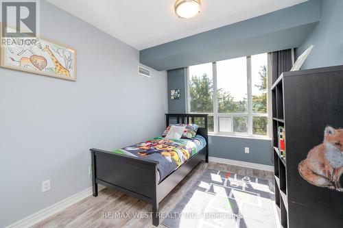 203 - 310 Red Maple Road, Richmond Hill (Langstaff), ON - Indoor Photo Showing Bedroom