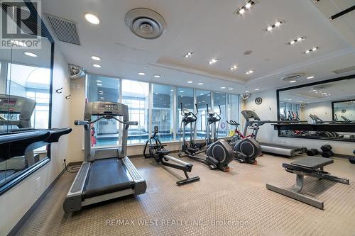 203 - 310 Red Maple Road, Richmond Hill (Langstaff), ON - Indoor Photo Showing Gym Room