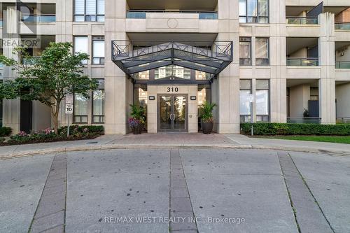 203 - 310 Red Maple Road, Richmond Hill (Langstaff), ON - Outdoor With Facade